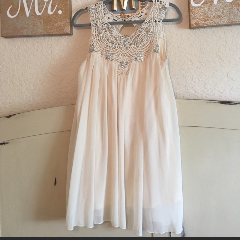 Summer wedding Chelsea and Violet gem dress
